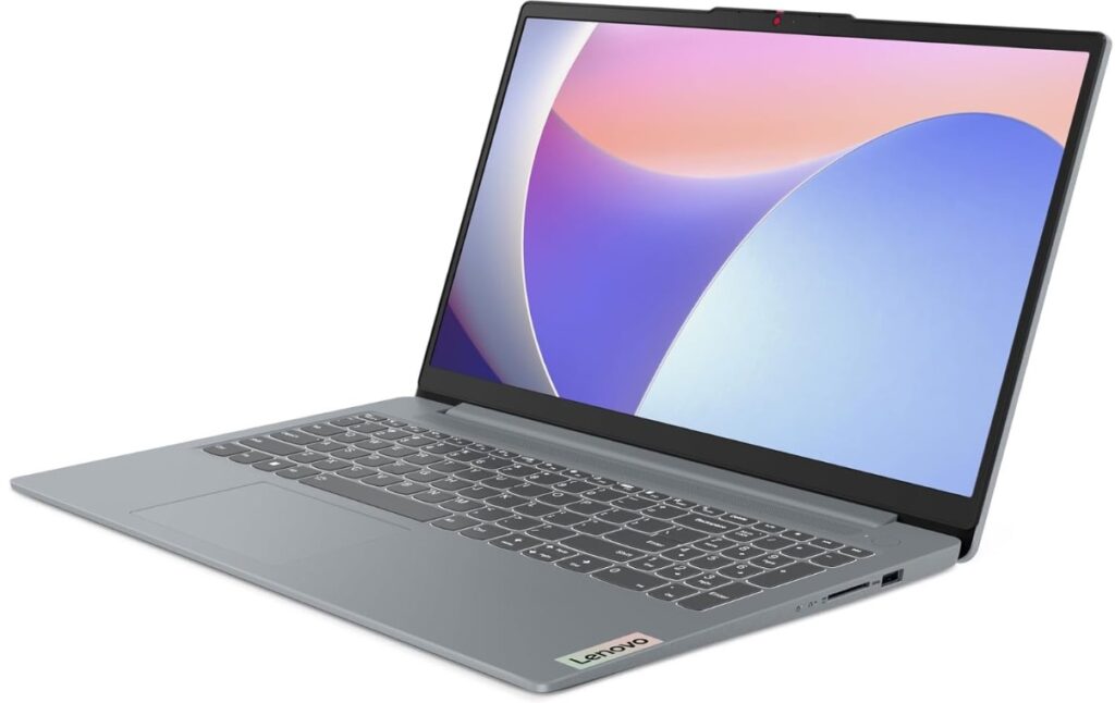 Portátil económico de 15,6 pulgadas con procesador Intel Core de 13ª generación, 16 GB de RAM y 1 TB de almacenamiento SSD, Lenovo IdeaPad 3 Gen 8
